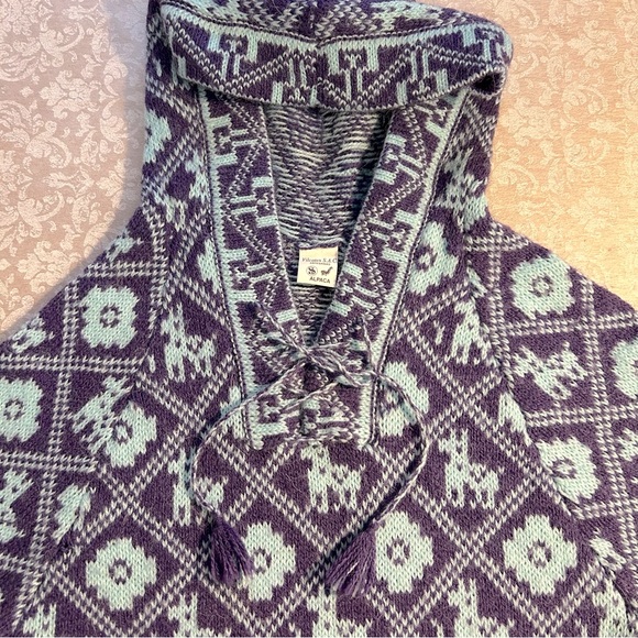 Peruvian Knit Alpaca Hooded Pullover Sweater - Picture 6 of 10